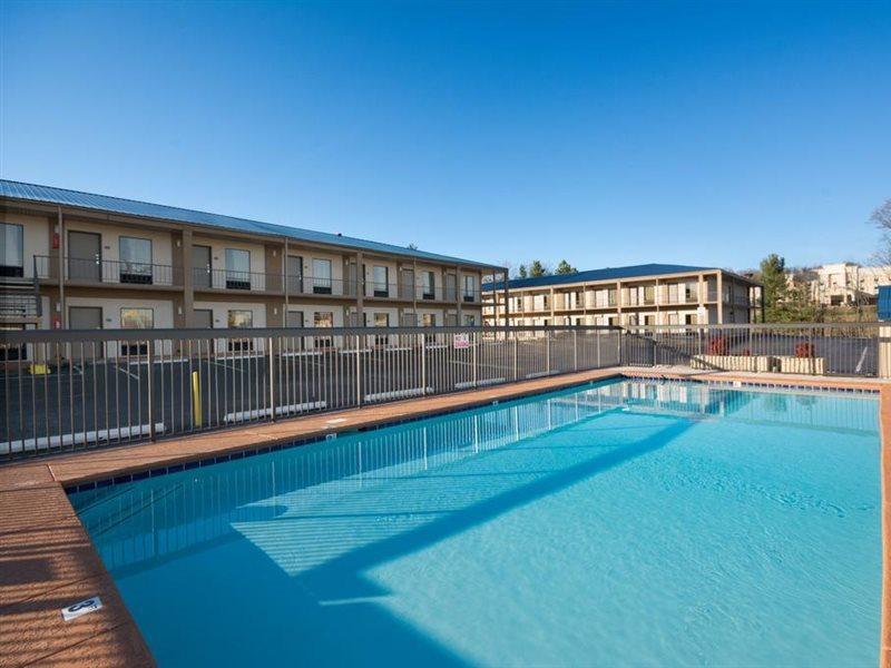 Days Inn By Wyndham Cookeville Eksteriør billede